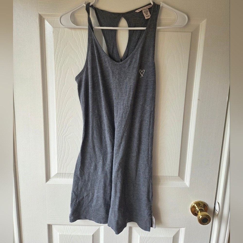 Victoria's Secret Tank‎ Top XS Gray Heart Open Back